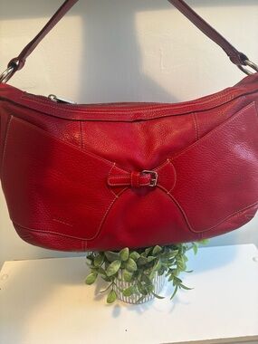 Bally Pebbled Leather Shoulder Bag EUC